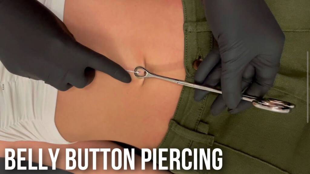 Bauchnabelpiercing | VOLLSTÄNDIGER PROZESS ✨ #Piercing #Shorts